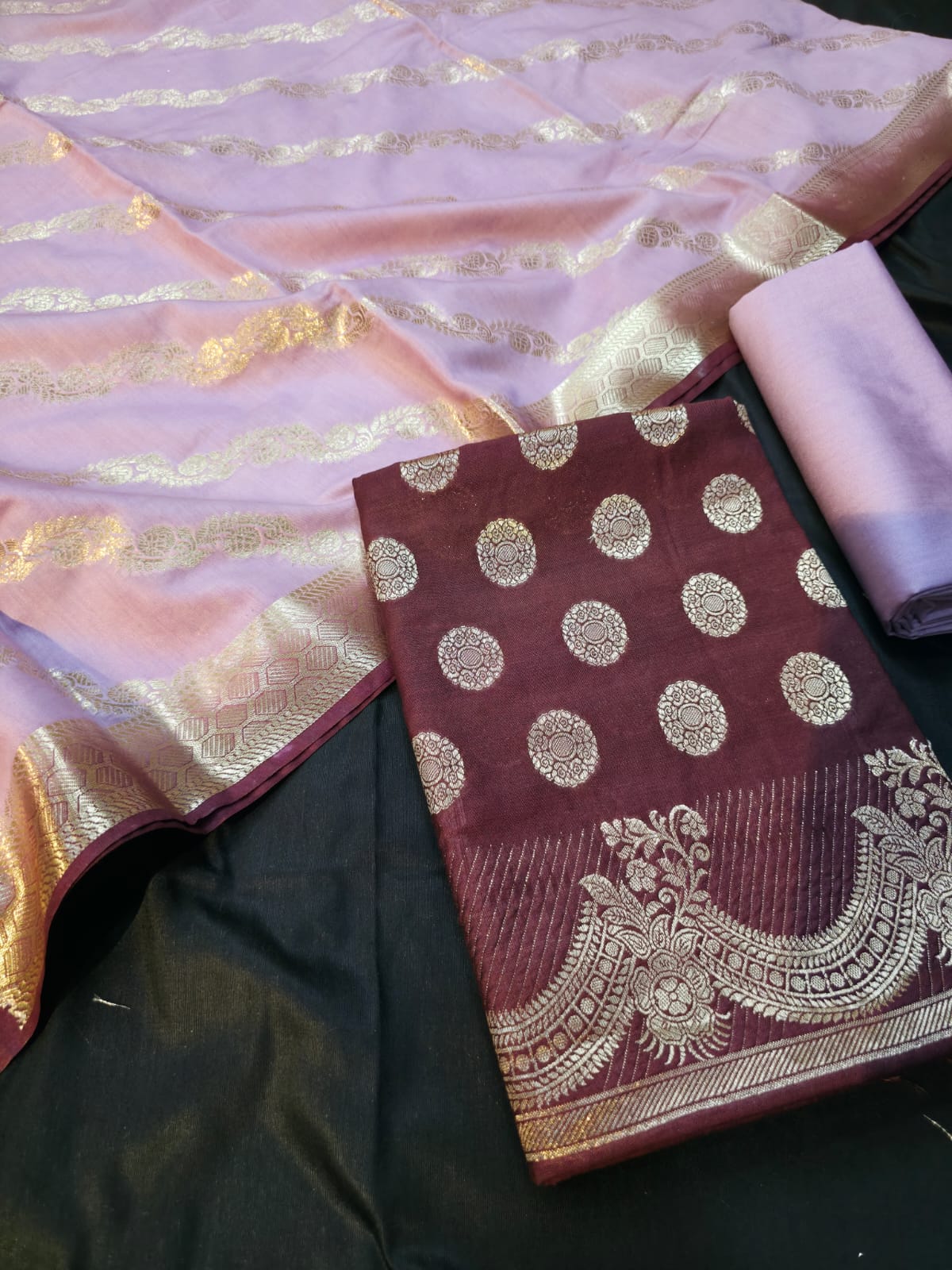 Bandhej cotton suit unstitch fabric in contrast